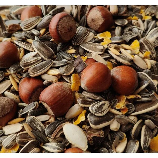 Eekhoornmix Met Noten - 2 Kg 4 Eekhoornmix Met Noten - 2 Kg - Afbeelding 2